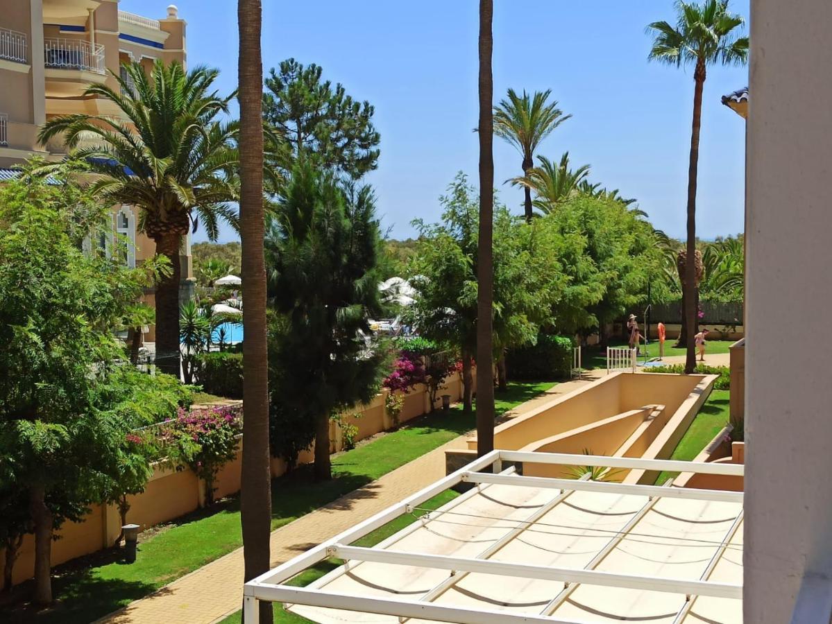 Apartamento 1 Dormitorio En Primera Linea De Playa Исла-Канела Экстерьер фото
